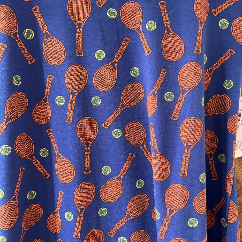V neck Tee - Picture 2 of 3